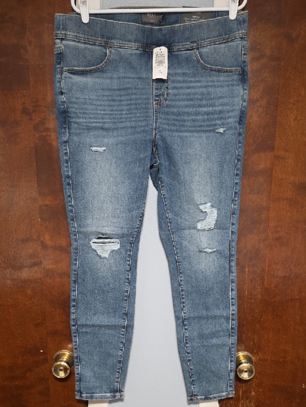 NWT SIZW 1R (16) Torrid Light Blue Lean Skinny Jeans